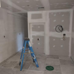 travertine tile bathroom